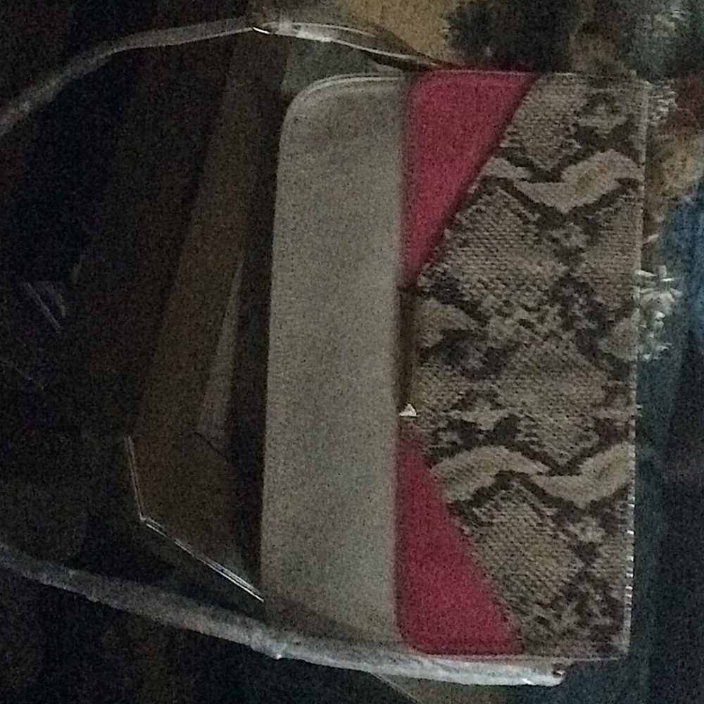 Purse. Long strap .